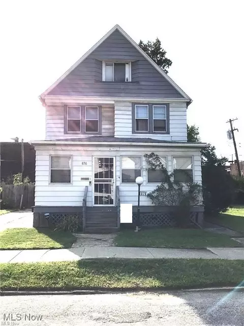 876 E 73rd St, Cleveland, OH 44103