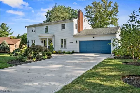 139 Blue Hill Ln, Fairlawn, OH 44333