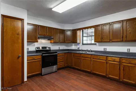 803 Walnut St, Belpre, OH 45714 photo 7