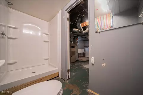 Bath - 161 E 214th St, Euclid, OH 44123 photo 3 of 3