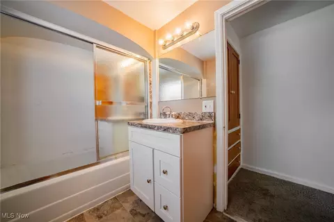 Bath - 161 E 214th St, Euclid, OH 44123 photo 1 of 3