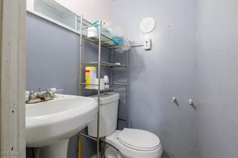 771 Elma St, Akron, OH 44310 photo 10