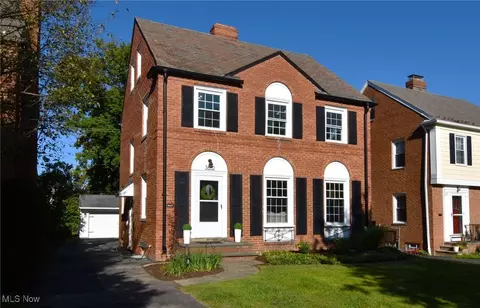 3682 Normandy Rd, Shaker Heights, OH 44120