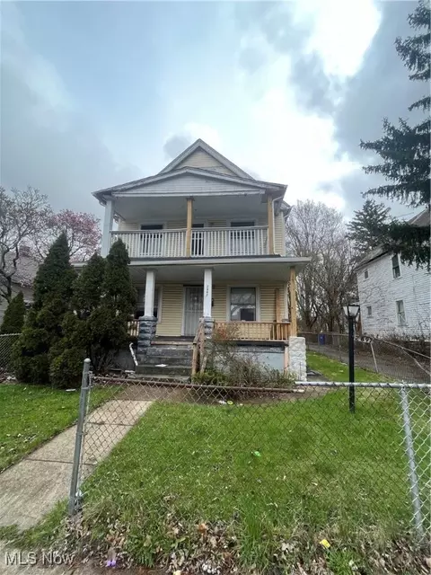 2897 E 111th St, Cleveland, OH 44104