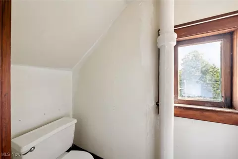 1201 Lake Ave, Elyria, OH 44035 photo 22