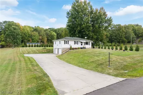 1701 Rheam Rd, Clinton, OH 44216