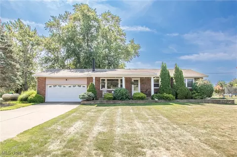 4730 Poe Rd, Medina, OH 44256