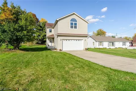 Exterior - 68 Roche Way, Boardman, OH 44512 photo 3 of 5