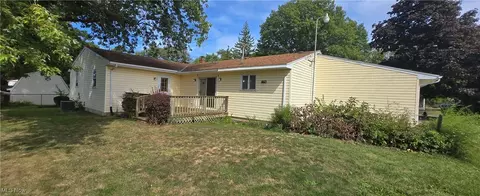 321 Magnolia Rd, Huron, OH 44839 photo 2