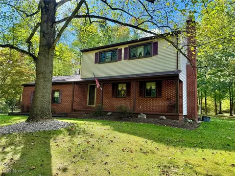 7640 Crory Rd, Canfield, OH 44406