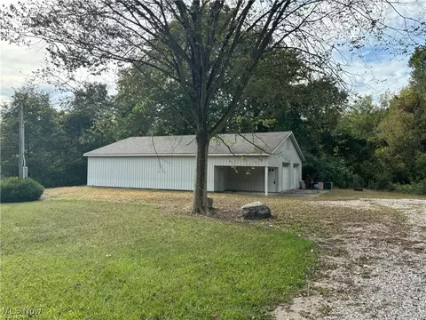 13709 Old Plank Rd, Norwalk, OH 44857