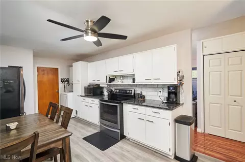 Kitchen - 2180 E Santom Rd, Stow, OH 44224 photo 1 of 1