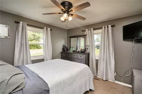 Bedroom - 2180 E Santom Rd, Stow, OH 44224 photo 1 of 2