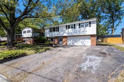 1130 Orlo, Warren, OH 44485