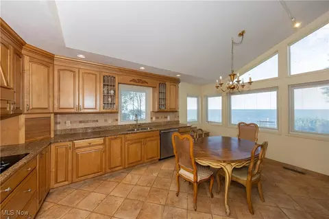 Kitchen - 80 E 267 St, Euclid, OH 44132 photo 1 of 2