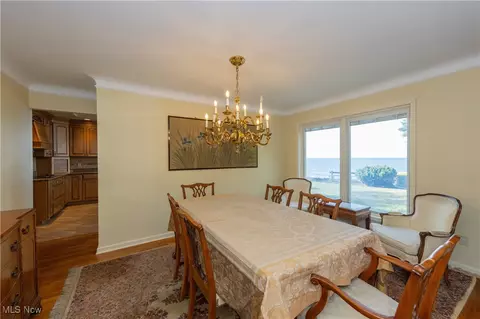 Dining - 80 E 267 St, Euclid, OH 44132 photo 1 of 2