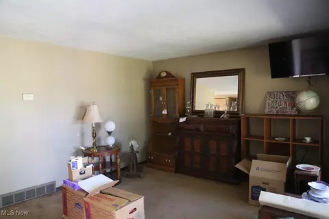 10054 Smith Rd, Litchfield, OH 44253 photo 2