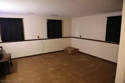 10054 Smith Rd, Litchfield, OH 44253 photo 4