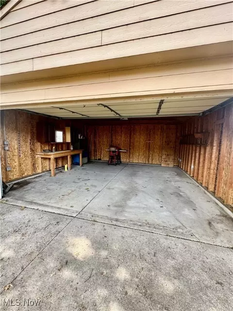 1660 Dennis Dr, Wickliffe, OH 44092 photo 17