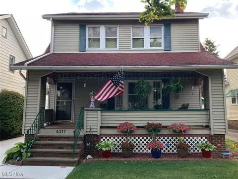 4317 W 49th St, Cleveland, OH 44144
