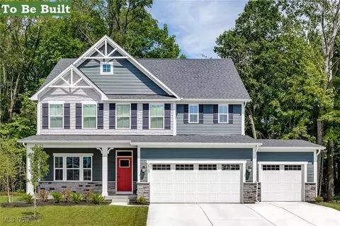 257 High Fox Dr, Chardon, OH 44024