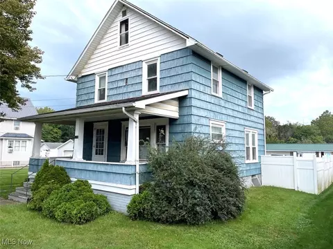 324 E Line St, Minerva, OH 44657