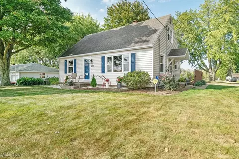 5591 Ravenna Ave, Louisville, OH 44641
