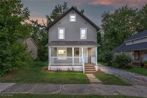 206 Paris Ave, Akron, OH 44301