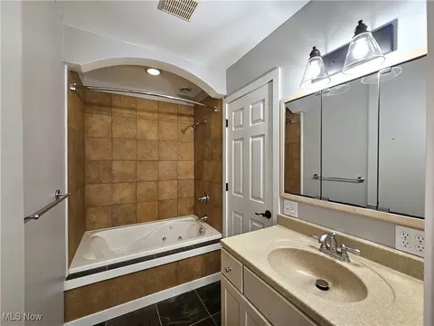 6155 Beach Rd, Wadsworth, OH 44281 photo 27