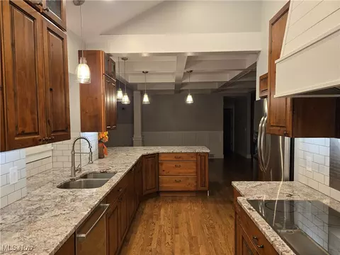 6155 Beach Rd, Wadsworth, OH 44281 photo 16