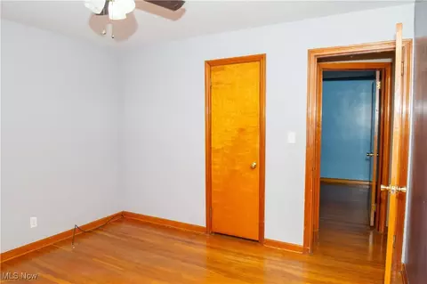 Bedroom - 97 Grimm Heights Ave, Struthers, OH 44471 photo 4 of 6