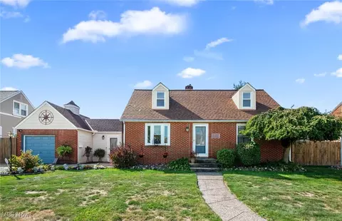 6305 Ackley Rd, Parma, OH 44129