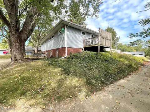 1402 Mcdowell St NE, Canton, OH 44721 photo 36