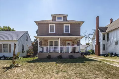 217 W Laurel St, Willard, OH 44890