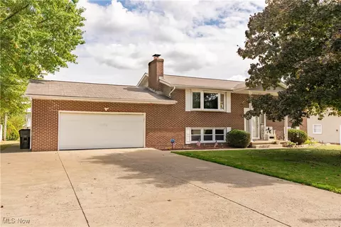 1664 Malone St, Louisville, OH 44641