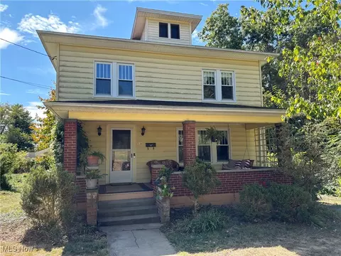 178 Thompson Ave, New Concord, OH 43762