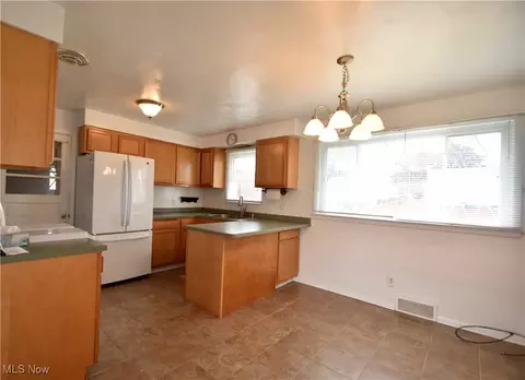 Other - 327 Overlook Blvd, Struthers, OH 44471 photo 1 of 4
