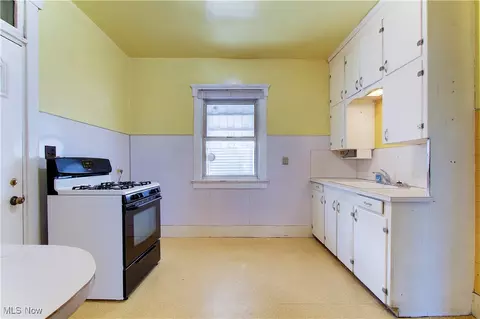 220 Broad Ave NW, Canton, OH 44708 photo 15