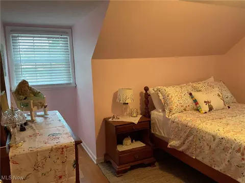 Bedroom - 2655 Burlingham Dr, Ashtabula, OH 44004 photo 3 of 6
