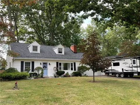Exterior - 2655 Burlingham Dr, Ashtabula, OH 44004 photo 2 of 6