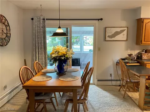 Dining - 2655 Burlingham Dr, Ashtabula, OH 44004 photo 1 of 1