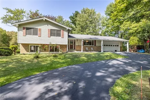 3529 Spring Valley Rd, Akron, OH 44333