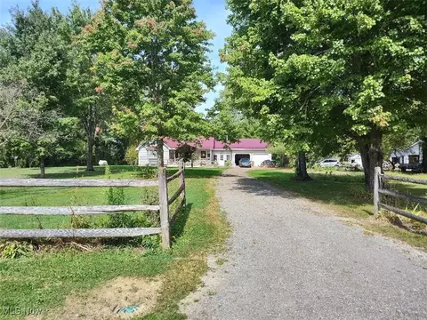 3445 Shaffer Rd, Rock Creek, OH 44084