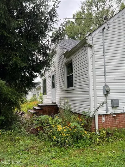 Other - 2820 Stark Dr, Willoughby Hills, OH 44094 photo 4 of 14