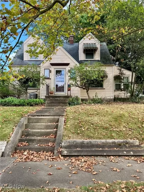 503 N Bentley Ave, Niles, OH 44446
