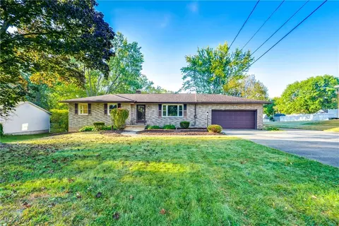 4426 Reimer Rd, Norton, OH 44203