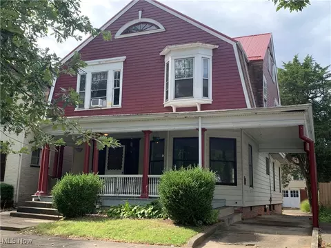 607 3rd St, Marietta, OH 45750