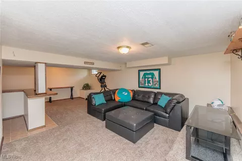 36369 Stevens Blvd, Willoughby, OH 44094 photo 42