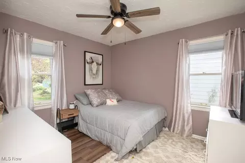 Bedroom - 4791 Willoughcroft Rd, Willoughby, OH 44094 photo 2 of 3