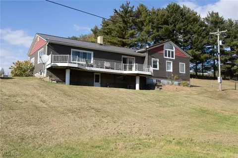 55290 County Road 2, Fresno, OH 43824